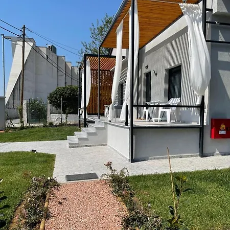 Agora Lx & * Салоники